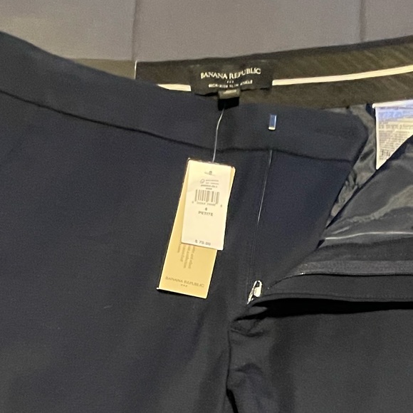 Banana Republic Dress Pants - tags on - Picture 6 of 6